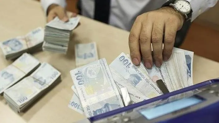Türkiye’nin yarısı bankalara borçlu
