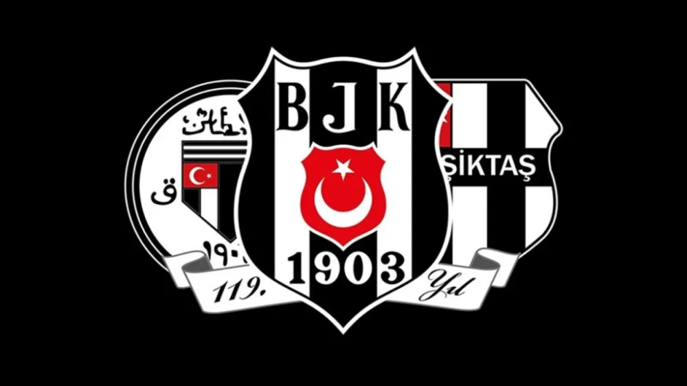 Beşiktaş üç futbolcusunun sözleşme sürelerini uzatma kararı aldı
