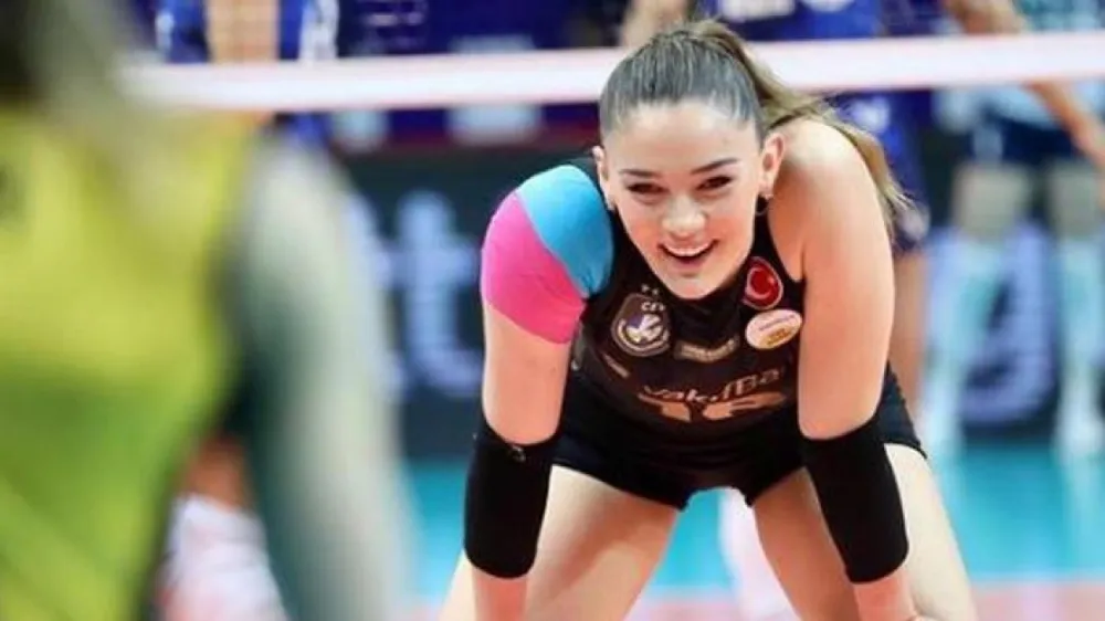 Zehra Güneş Beliz Başkır ile yeni yıl pozlarını paylaştı!