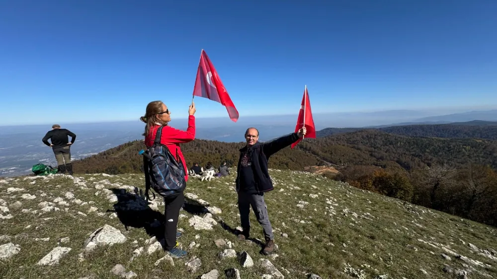 Kartepe’nin zirvesinde Cumhuriyet coşkusu