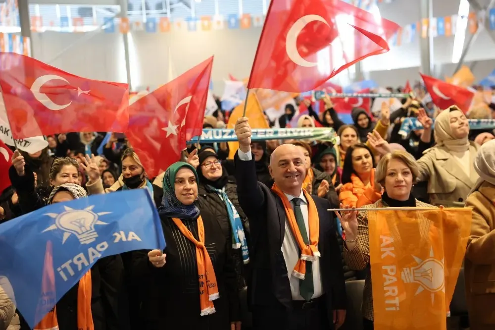 BAŞKAN MUZAFFER BIYIK