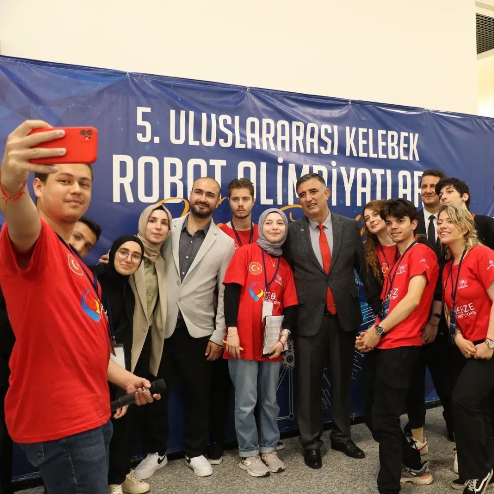 Robotlar GTÜ’de yarıştı