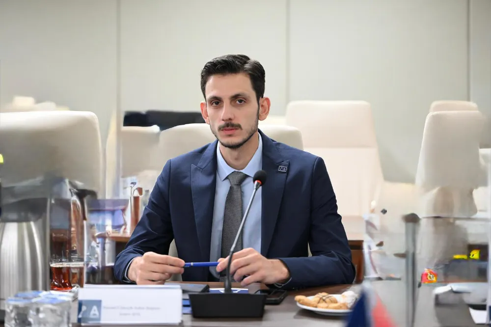 Anahtar Parti Kocaeli Gençlik Kolları Başkanlığı Gündeme Dair Basın Açıklaması ;