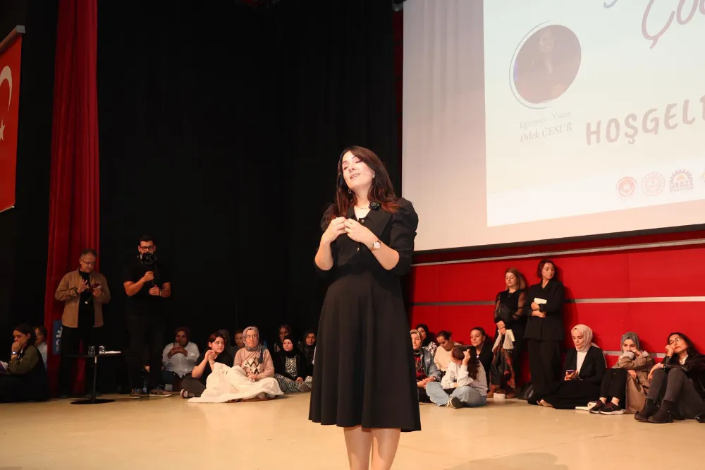  Gebze Okur Projesinde Dilek Cesur Söyleşisi Yoğun İlgi Gördü