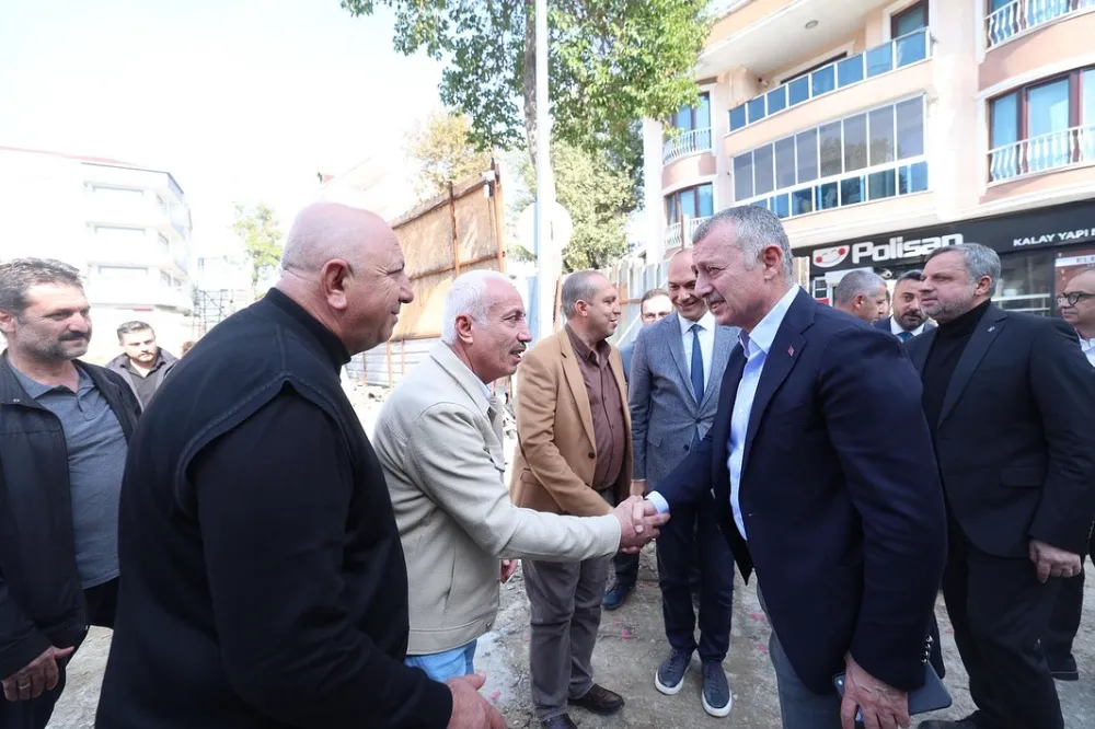 Başkan Büyükakın, Kuruçeşme Merkez Camii inşaat alanını inceledi:  Yeni cami 1091 kişilik olacak