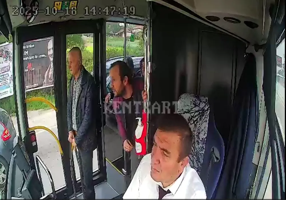 Büyükşehir otobüs şoföründen duyarlı davranış