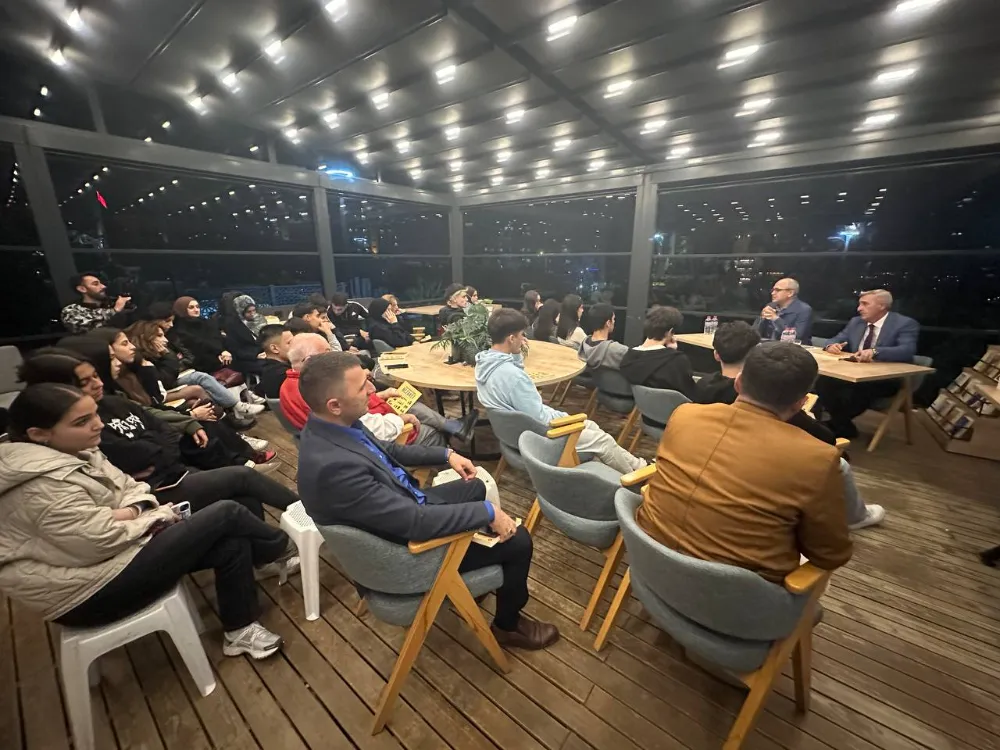 Kitap Günleri’nin ilk söyleşisi Akse Kitap Kahve’de