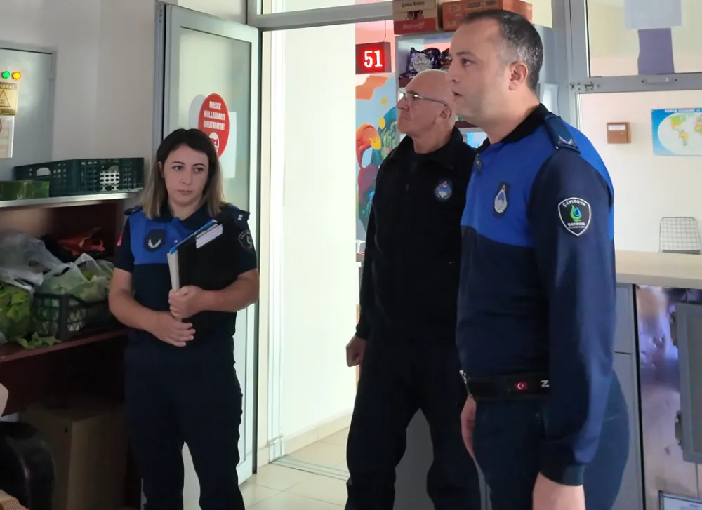 Çayırova Zabıtası’ndan okul kantinlerinde denetim