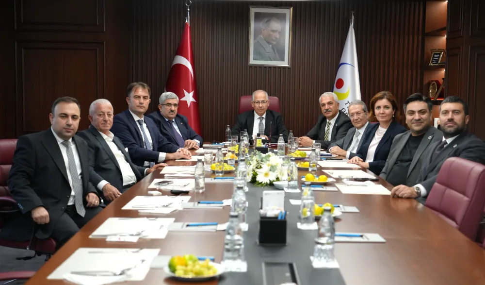 GEBZE TİCARET ODASI, KOCAELİ ÜNİVERSİTESİ TEKNOPARK YÖNETİM KURULU TOPLANTISI’NA EV SAHİPLİĞİ YAPTI.