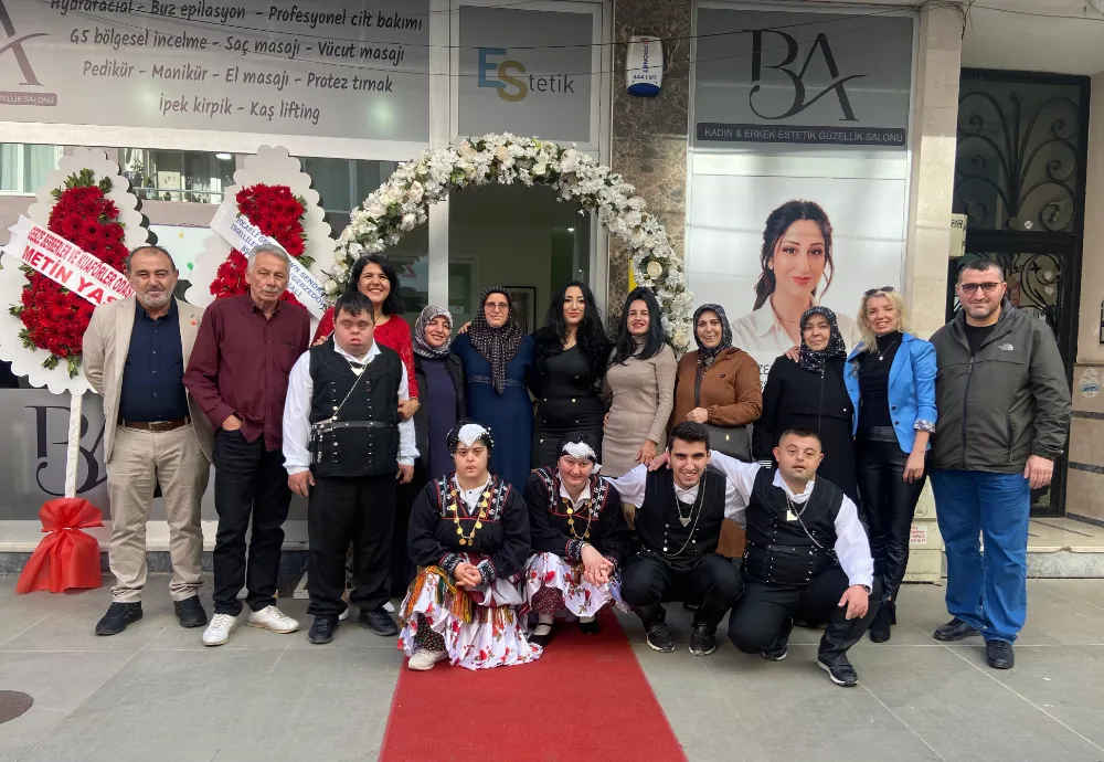 BETÜL AKAN GÜZELLİK SALONU AÇTI