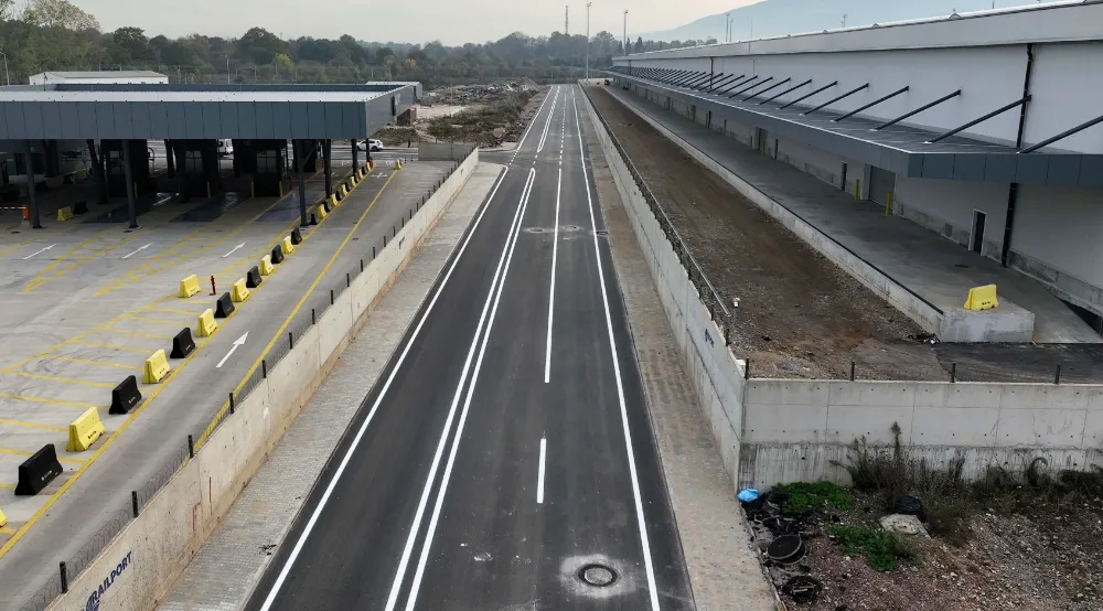 Railport’ta asfalt ve yol çizgileri tamamlandı