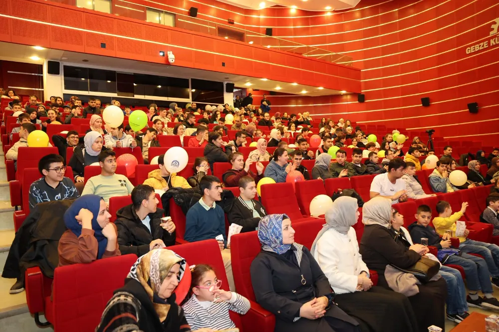 GEBZE’DE ÖZEL ÇOCUKLAR İÇİN SİNEMA ETKİNLİĞİ