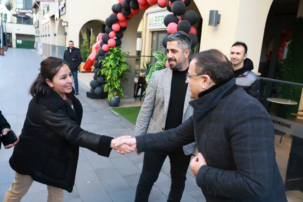 Başkan Gökçe Körfezkent Esnafına Konuk Oldu  