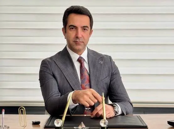 BAŞKAN BAKAR