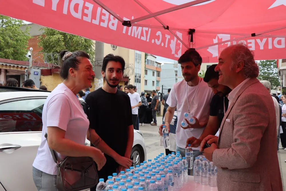 İzmit Belediyesi YKS heyecanına bu yıl da ortak oldu