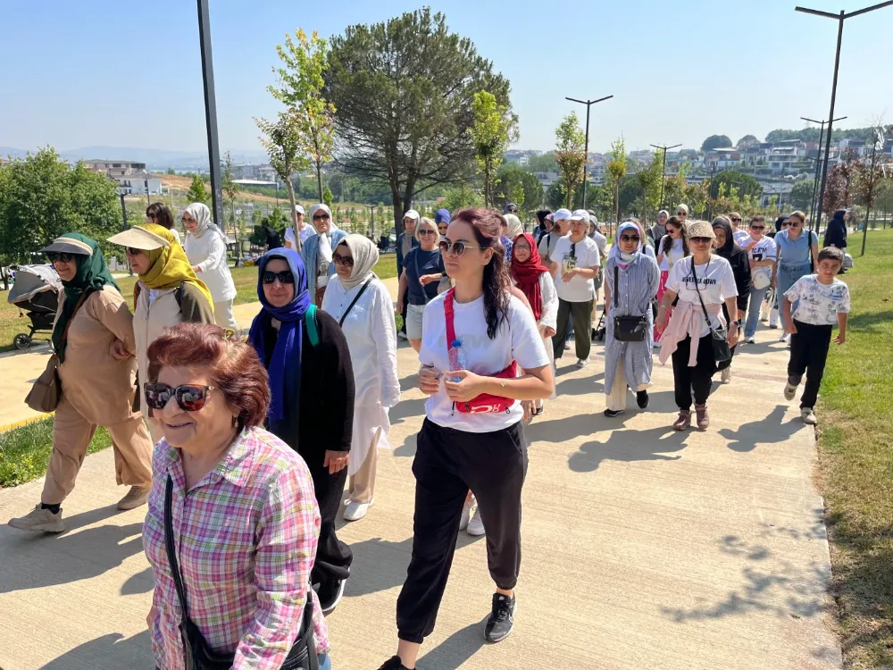 Kadınlar sağlıklı yaşam için yürüdü