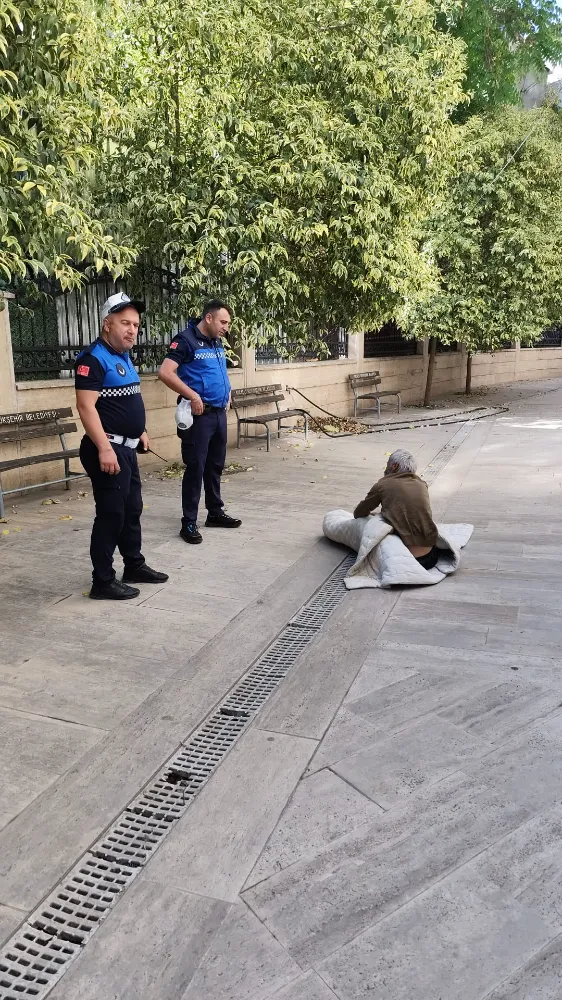 Büyükşehir zabıtasından yardım eli
