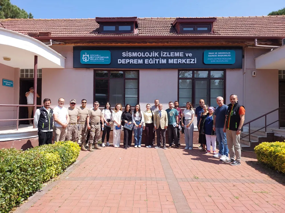 Büyükşehir’den emniyet personeline deprem eğitimi