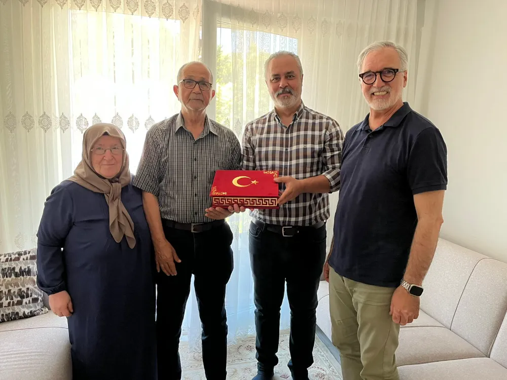 İzmit Belediyesinden Kıbrıs Gazilerine vefa ziyareti