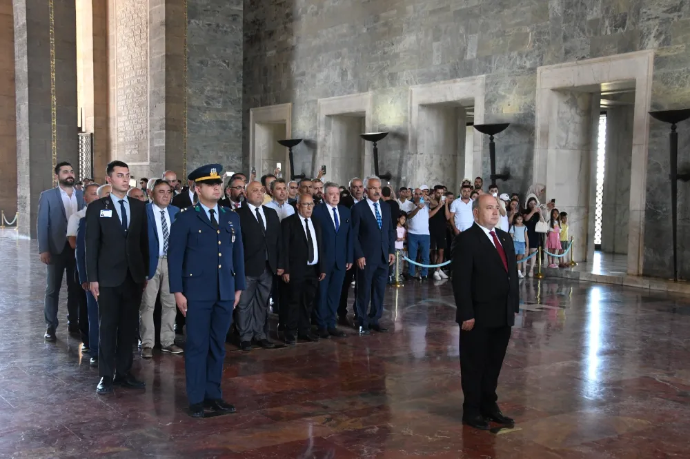 Matbaacılar Anıtkabir’de ATATÜRK