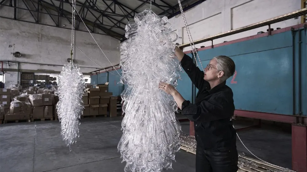 Şişecam’dan 90. yılında çağdaş cam sanatına destek