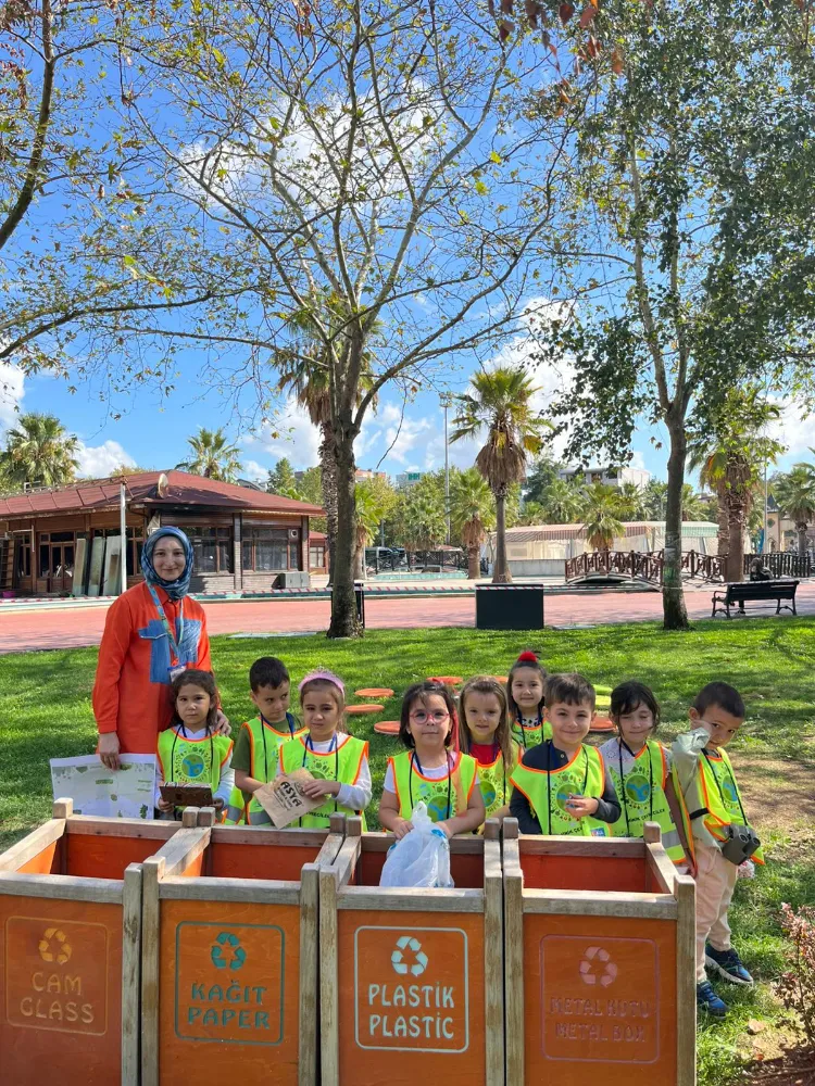 Büyükşehir, minikleri geri dönüşümle tanıştırdı;  Oyunla öğrendiler, doğayla bağ kurdular