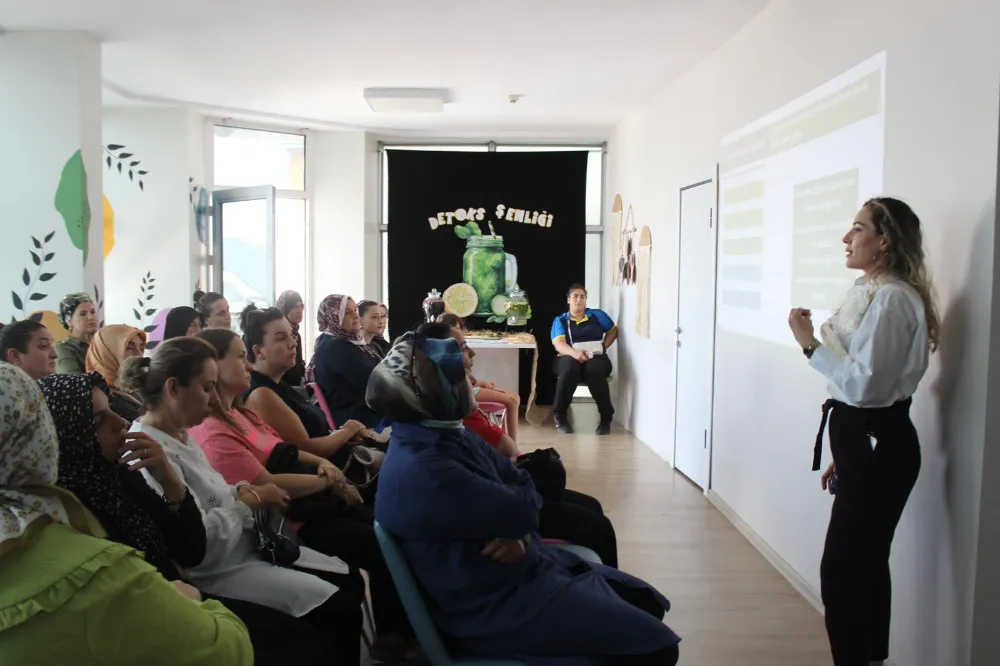 Büyükşehir, detoks ve beslenmede doğru yaklaşımları anlattı;  “Renkli beslenin, sağlıklı yaşayın”